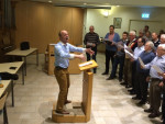 geleid door Corné, een kei van een dirigent,...